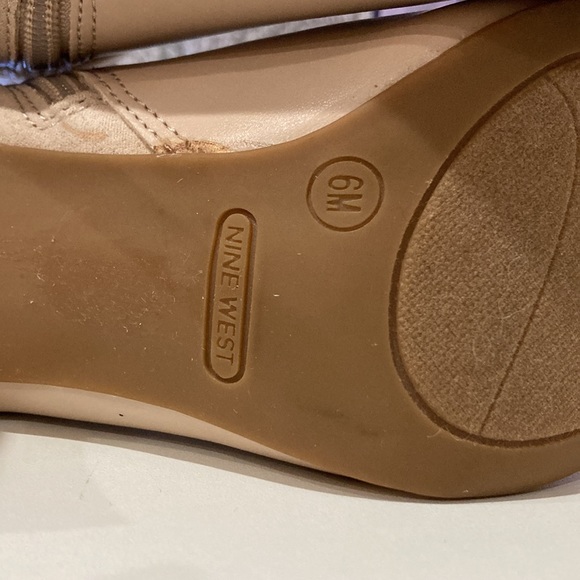 Dian 9x9 Dress Booties - Picture 10 of 10